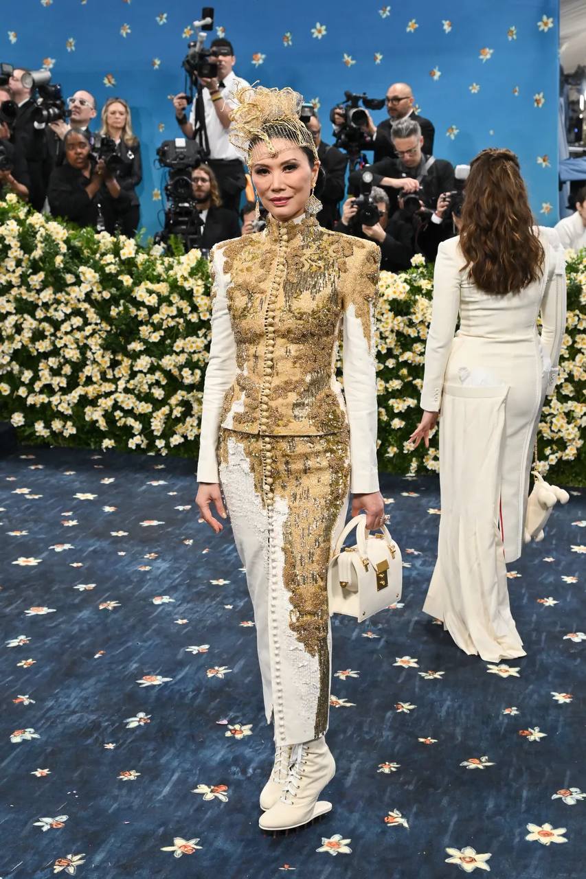 Почему после Met Gala хотят «отменить» Лису из группы Blacpink. Кто еще отличился на вечеринке Почему после Met Gala хотят «отменить» Лису из группы Blacpink. Кто еще отличился на вечеринке