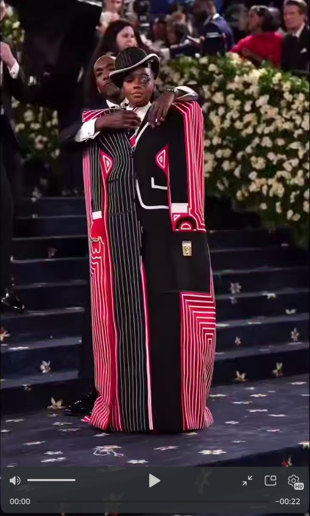 Почему после Met Gala хотят «отменить» Лису из группы Blacpink. Кто еще отличился на вечеринке Почему после Met Gala хотят «отменить» Лису из группы Blacpink. Кто еще отличился на вечеринке