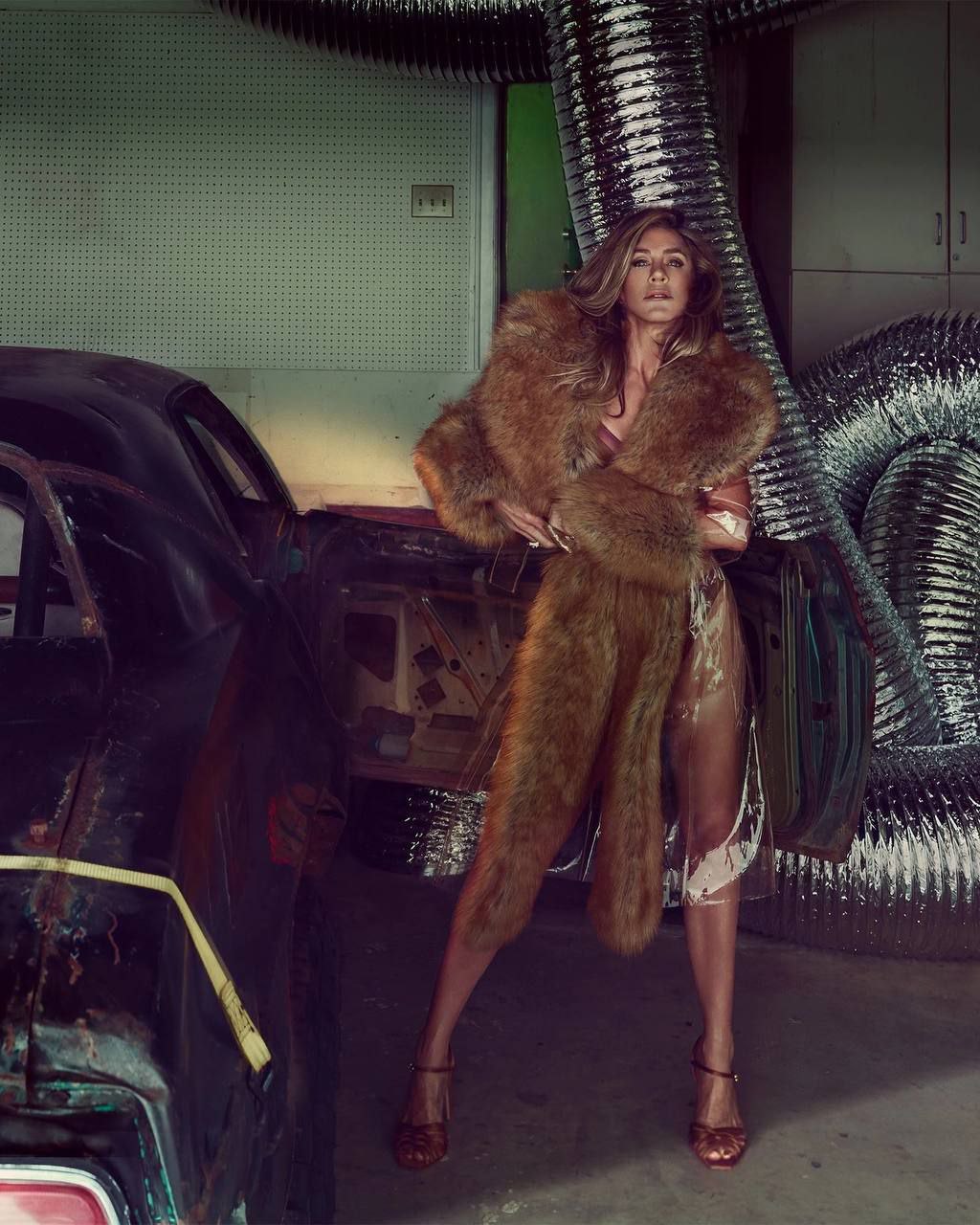 Дженнифер Энистон сделала винтажную фотосессию для Vanity Fair Дженнифер Энистон сделала винтажную фотосессию для Vanity Fair