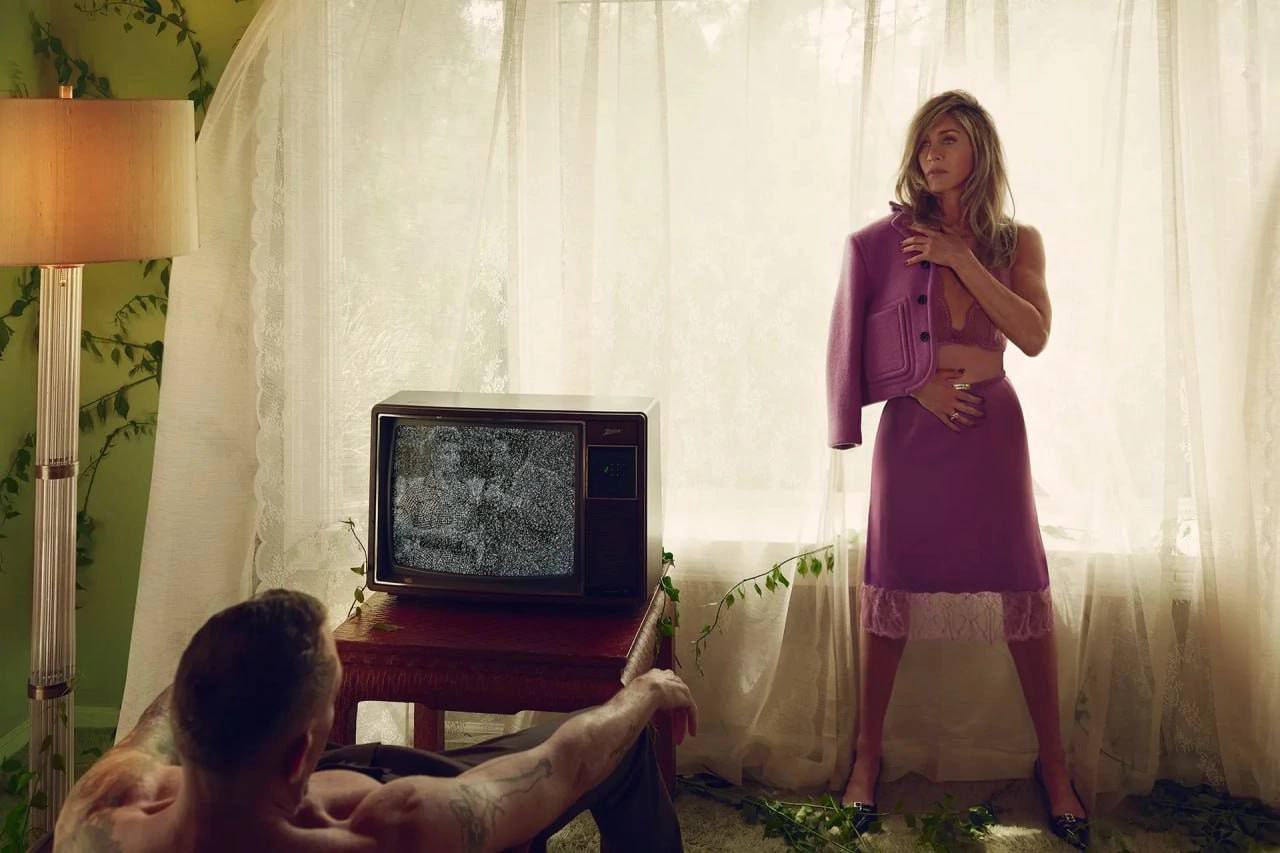 Дженнифер Энистон сделала винтажную фотосессию для Vanity Fair Дженнифер Энистон сделала винтажную фотосессию для Vanity Fair