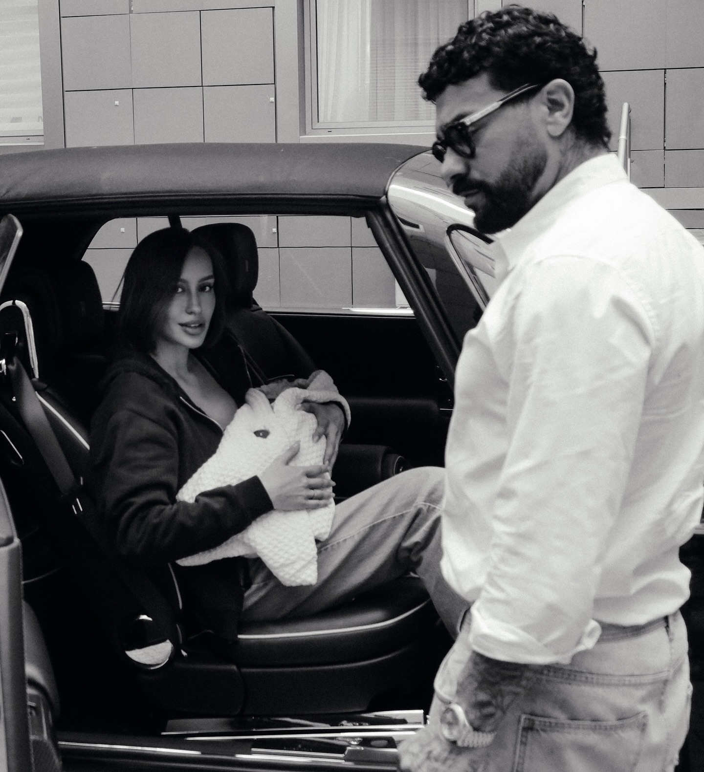 Плюсы и минусы в жизни Тимати и Вали Ивановой после рождения ребенка