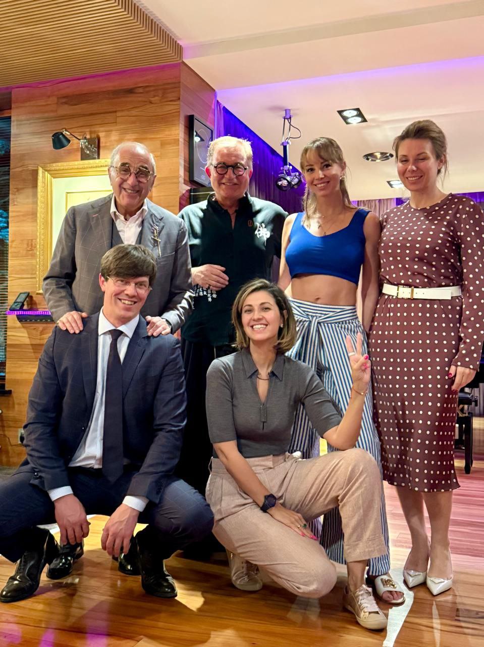 Чему улыбался Дмитрий Дибров на досудебном разбирательстве развода Чему улыбался Дмитрий Дибров на досудебном разбирательстве развода