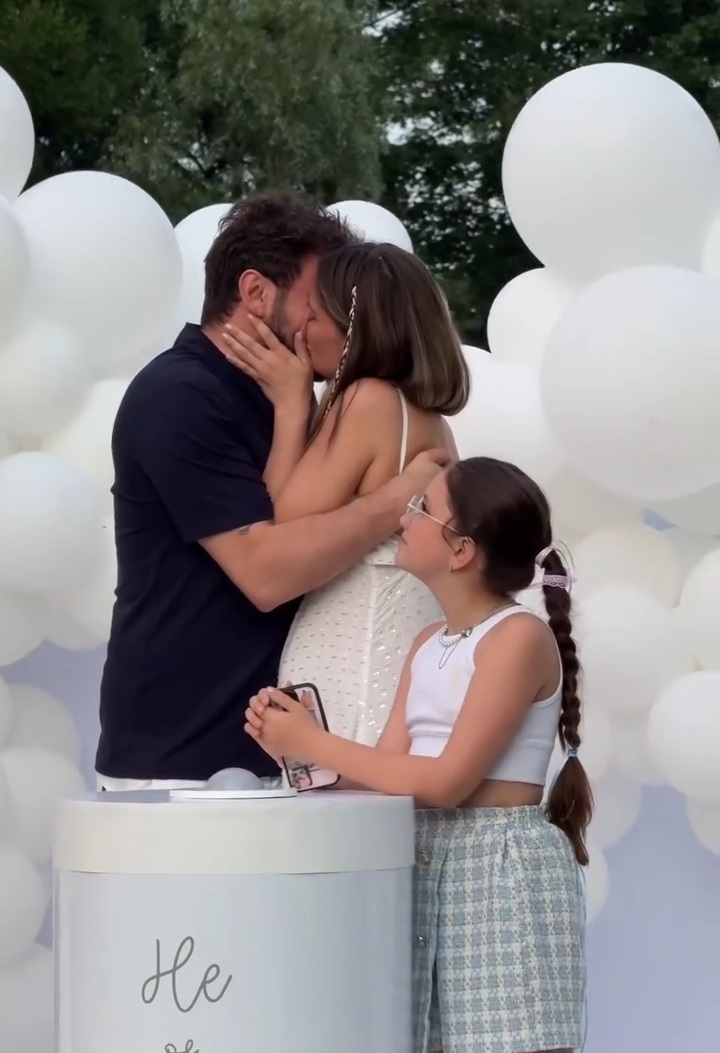 Агата Муцениеце сделала еще один смелый шаг в отношениях с Петром Дранга