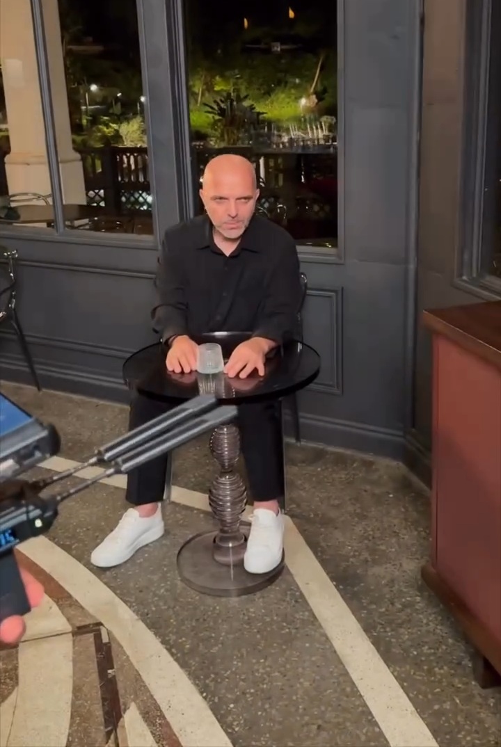 Она талантливая, работоспособная и невероятно красивая: Александр Шоуа представил новую песню в дуэте с Альдоной Цкуа