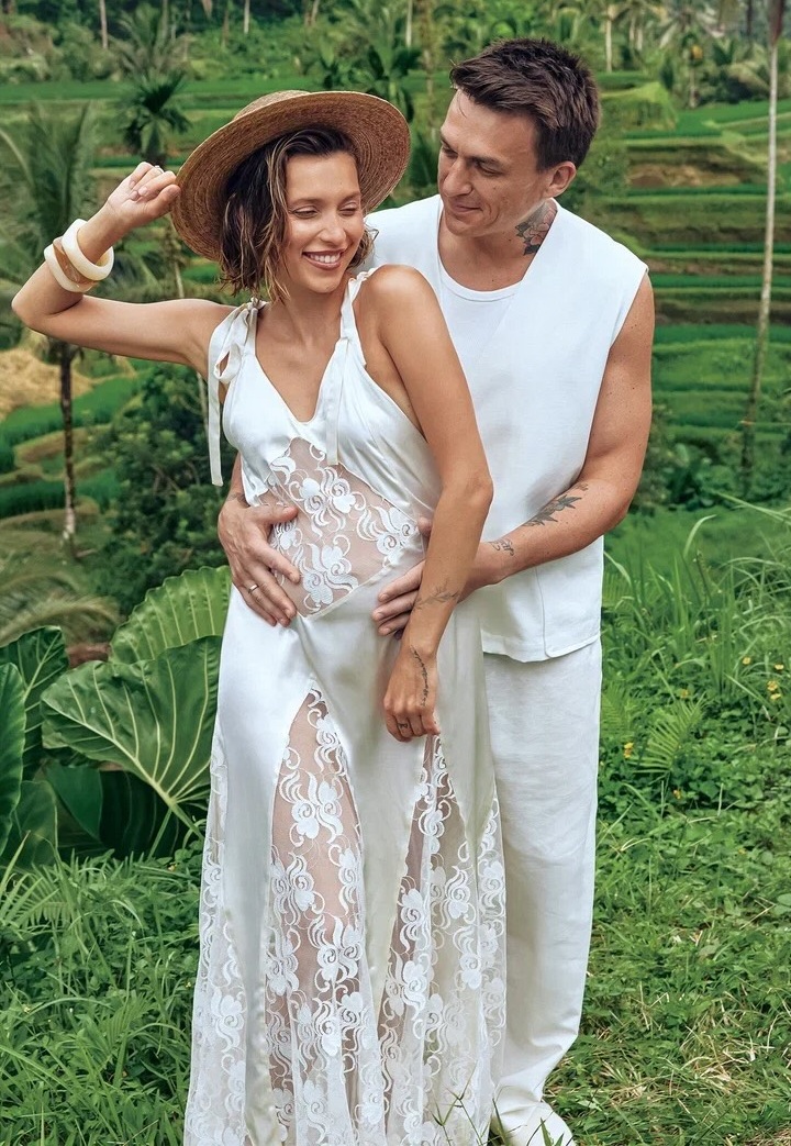 Рианна и Регина Тодоренко официально вступили в ряды многодетных мам