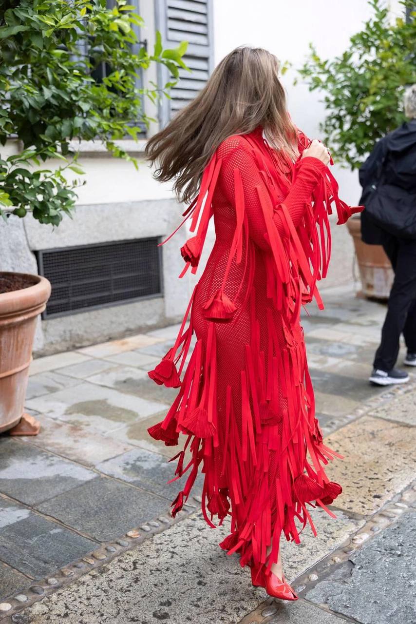 После разрыва с мужем Летиция Каста эффектно привлекла к себе внимание