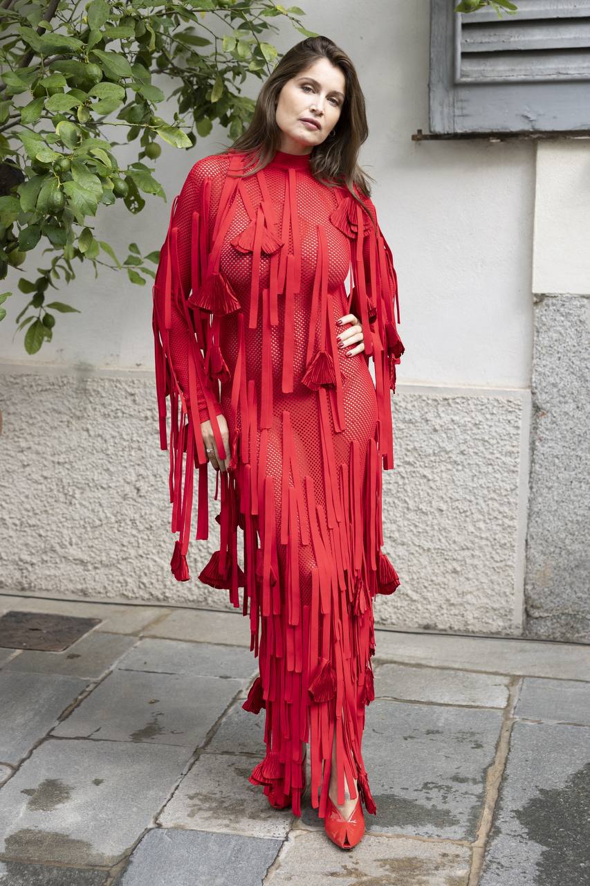 После разрыва с мужем Летиция Каста эффектно привлекла к себе внимание