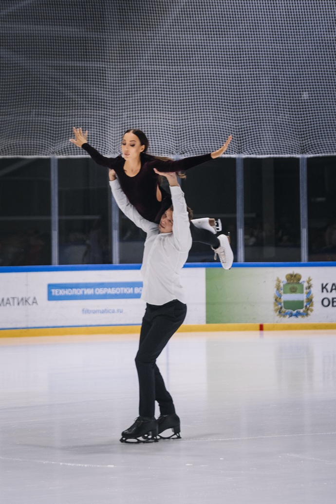 Илья Авербух и фонд «Наша сила Веры» поддержали талантливых детей на льду