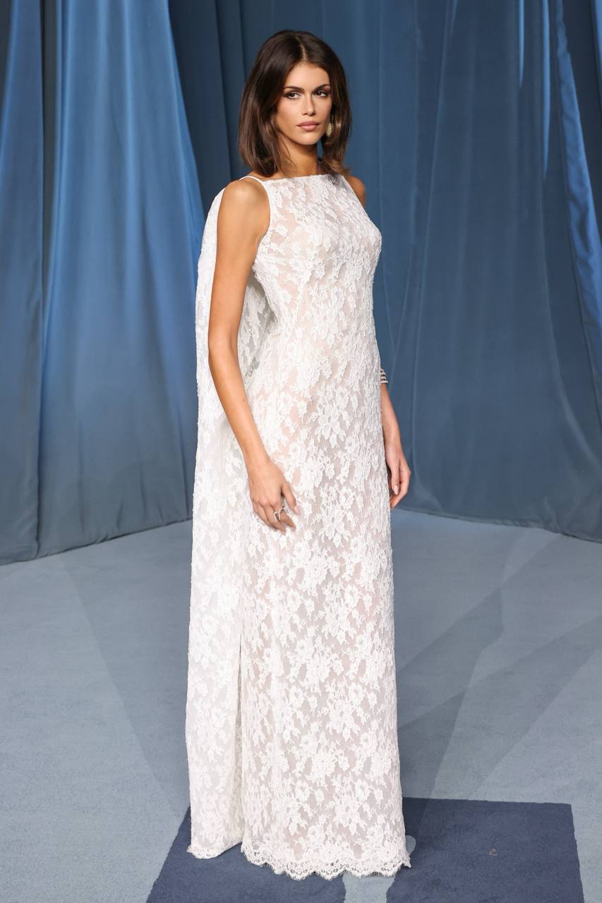 Зои Кравиц в Saint Laurent, а Деми Мур в Prada: кто еще блистал на вечере Academy Museum Gala