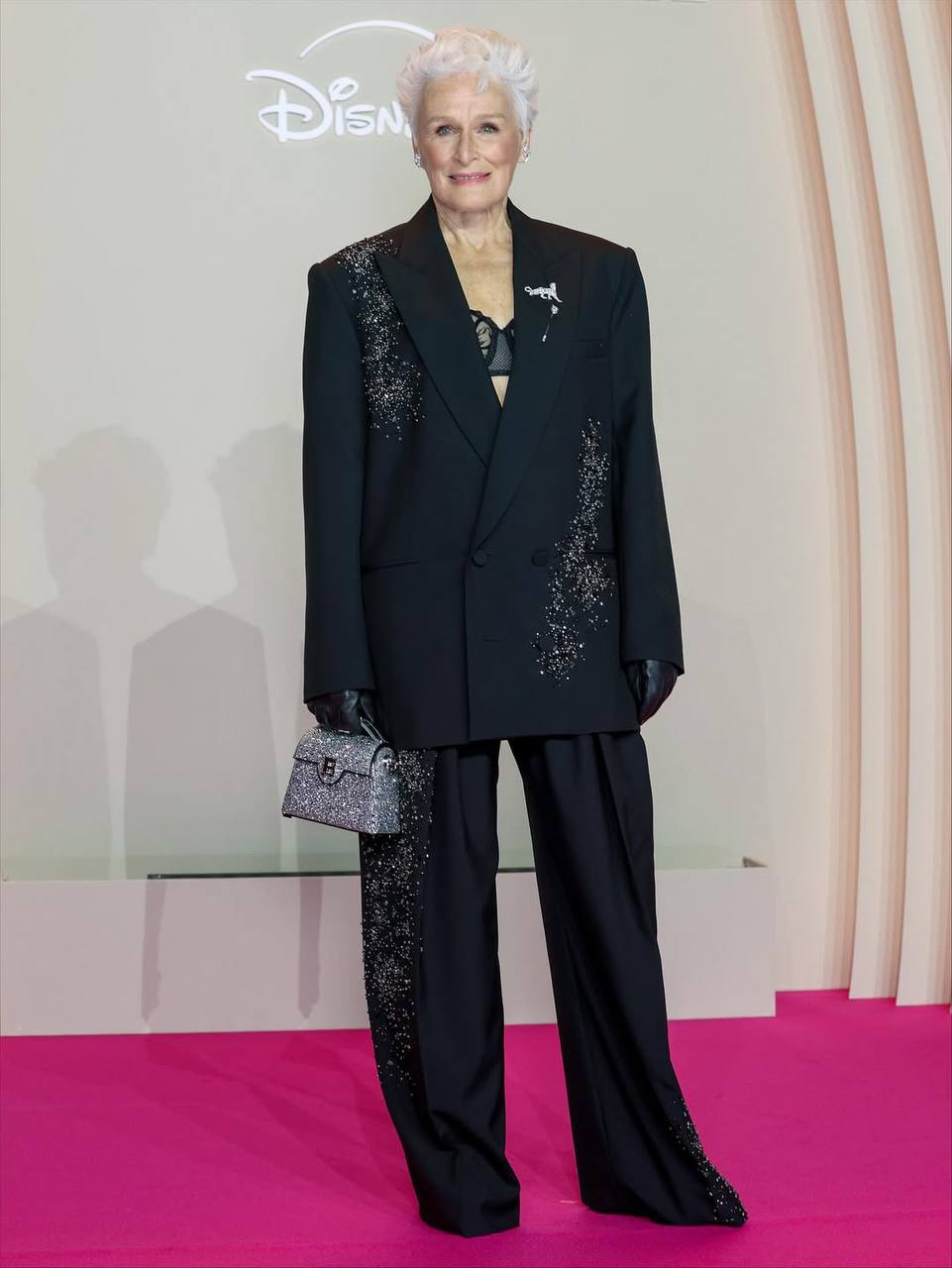 Ким Кардашьян отметила свое 45-летие на премьере в Париже Ким Кардашьян отметила свое 45-летие на премьере в Париже