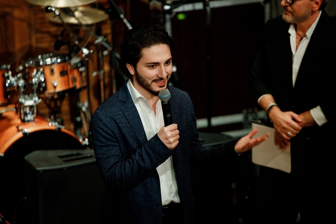 Лолита Милявская стала музой для композитора и поэта Ибрагима Аушева