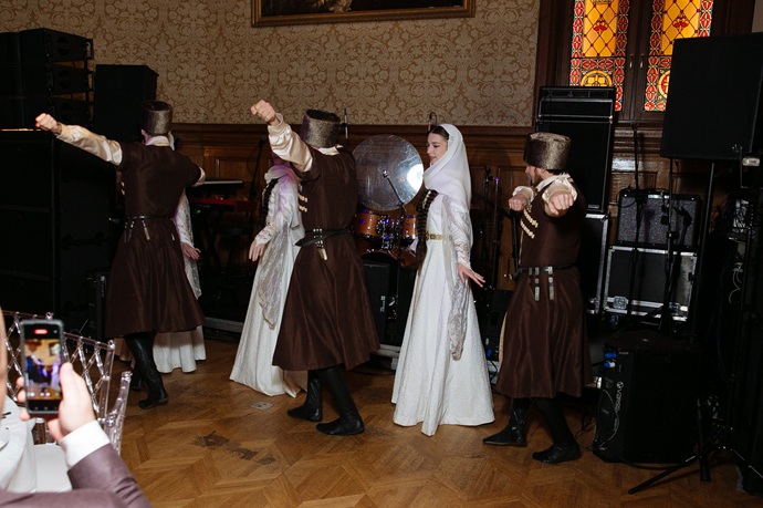 Лолита Милявская стала музой для композитора и поэта Ибрагима Аушева