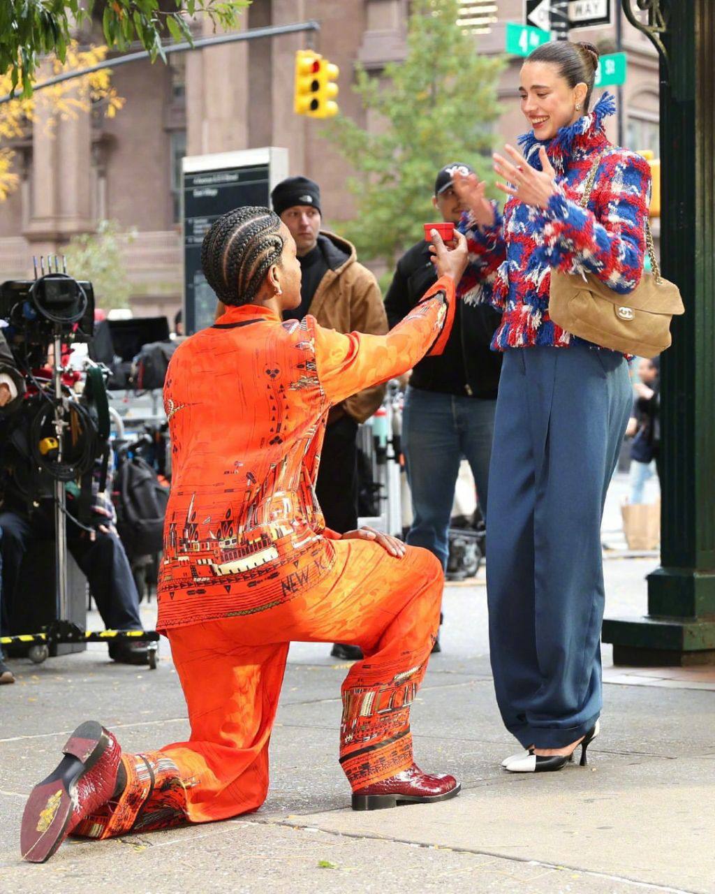 В Chanel решили пошутить над Рианной