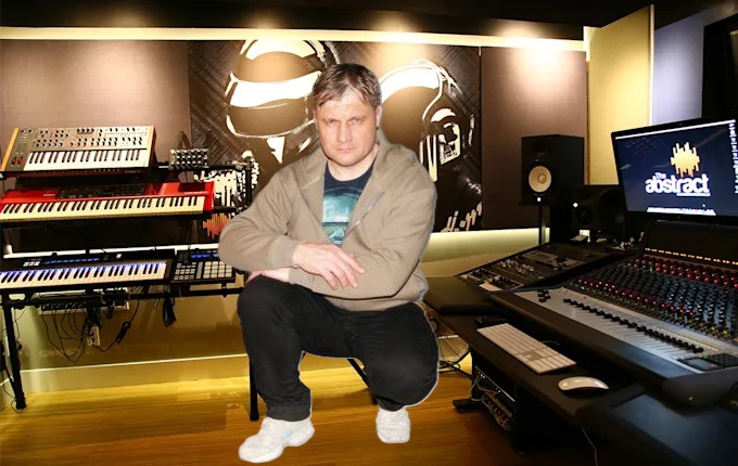 Вещи мне продали, но осадочек остался: музыкант Алексей Фомин рассказал о неприятном инциденте в Торговом центре