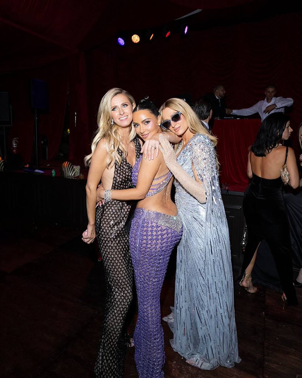  Крис Дженнер отпраздновала свой семидесятый год жизни с размахом, достойным королевы гламура