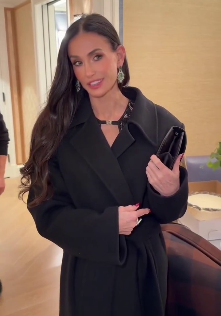 В свой день рождения Деми Мур отдала предпочтение Gucci