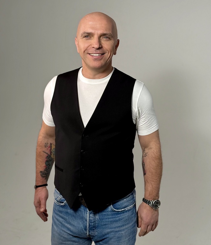 Мы искали людей, которые поют не просто ноты, а чувства: Александр Шоуа рассказал о выходе альбома "Голоса Абхазии" Мы искали людей, которые поют не просто ноты, а чувства: Александр Шоуа рассказал о выходе альбома "Голоса Абхазии"