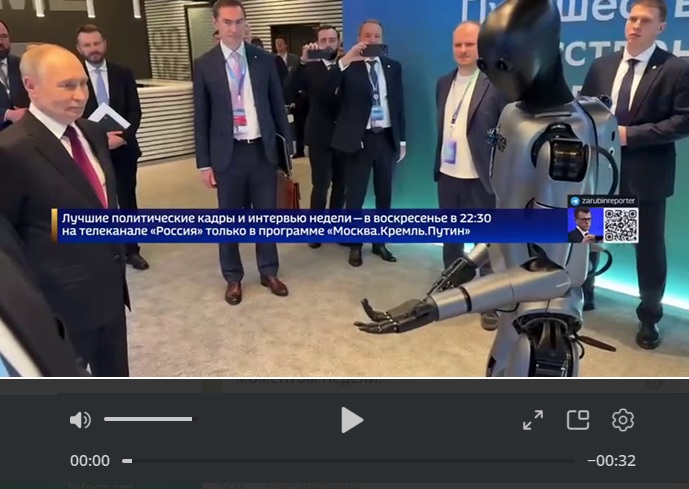 «Когда мне прислали видео, я не поверила»: робот исполнил для Владимира Путина трек певицы ГАЛЕЯ