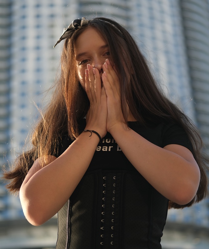 Любовь к музыке оказалась сильнее: Стеша Павлова выпускает новый трек «Эффект Бабочки»