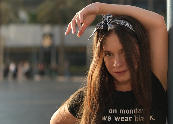 Любовь к музыке оказалась сильнее: Стеша Павлова выпускает новый трек «Эффект Бабочки»