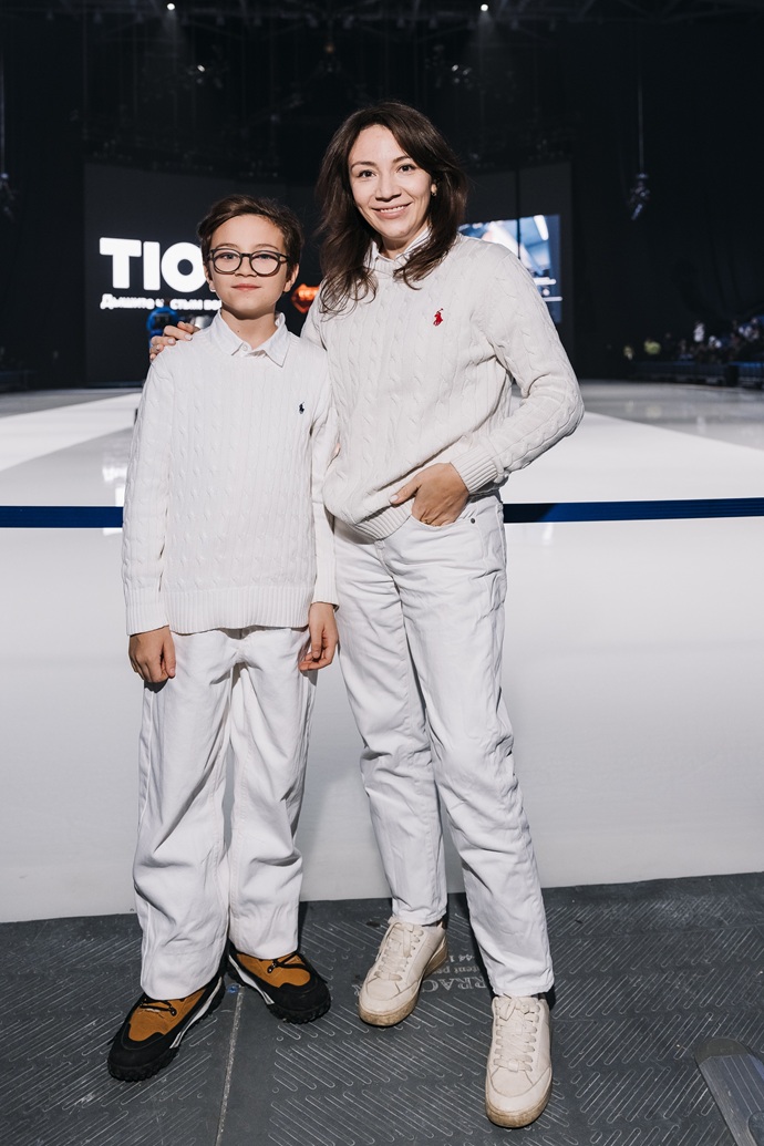 В Москве с аншлагом прошла премьера ледового шоу «Белоснежка» Евгения Плющенко и Яны Рудковской