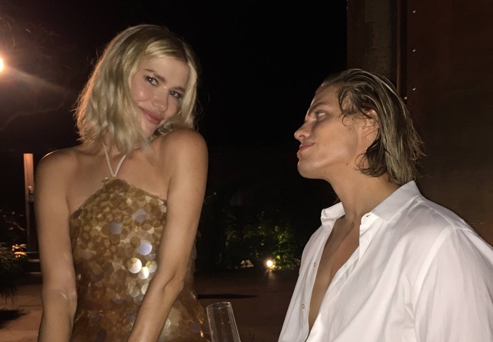 Ксения Собчак оценила экстравагантный образ Лены Перминовой на горнолыжном курорте