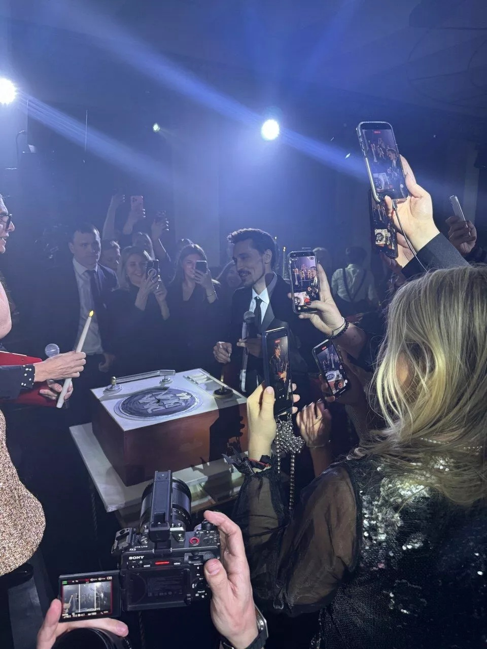 Дима Билан, Александр Петров, Натали Андрес встретились на премии HELLO! GALA AWARDS × DIMA BILAN CELEBRATION