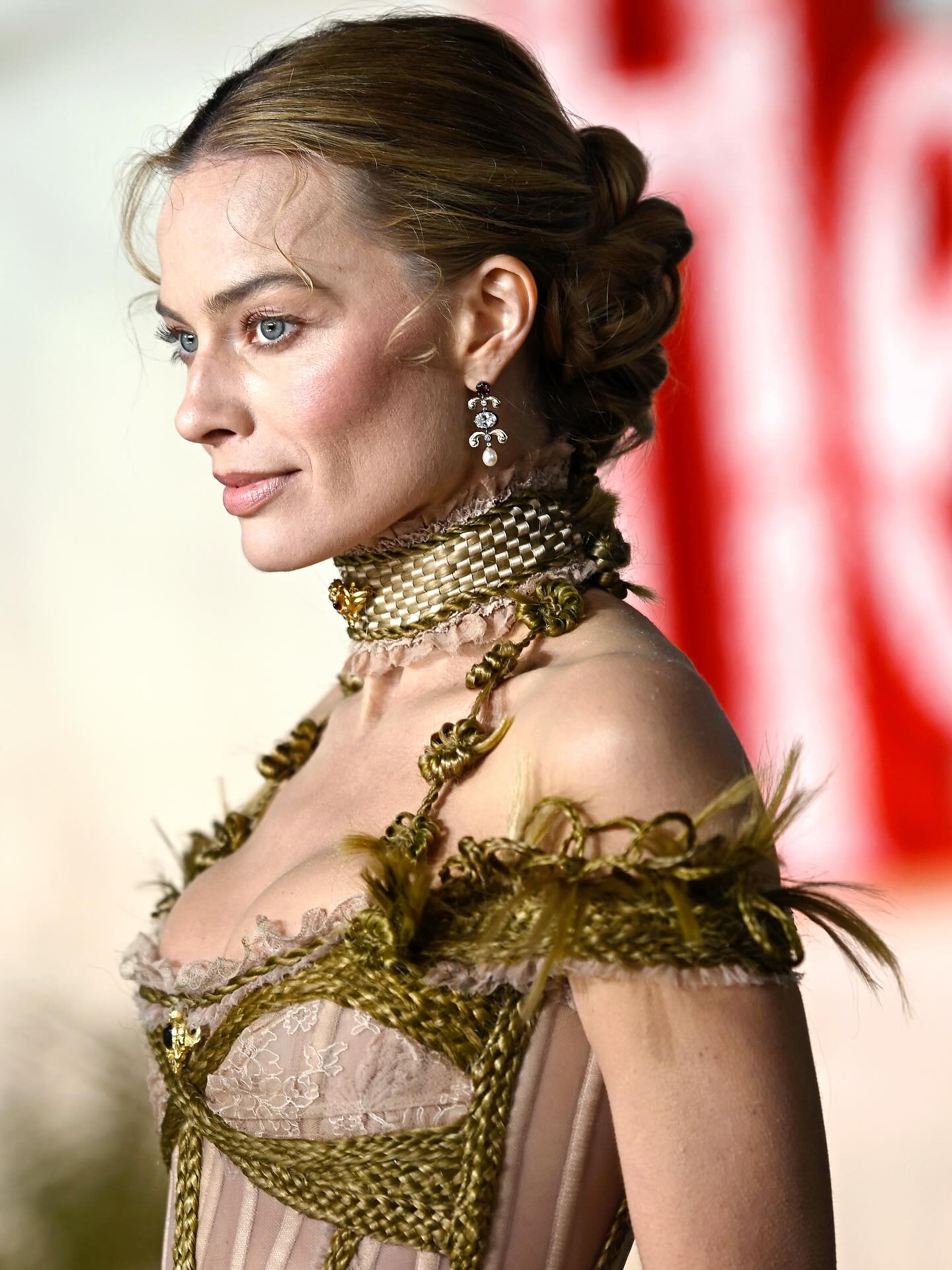 Плохая кожа лица Марго Робби стала поводом для обсуждения в сети