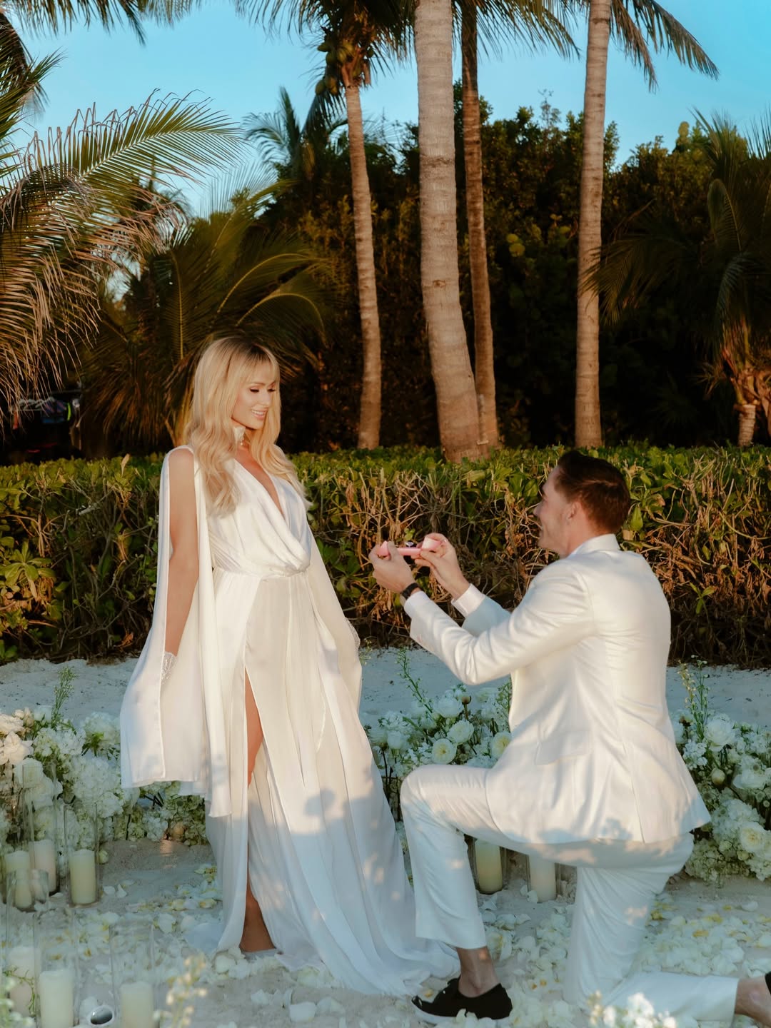 Пэрис Хилтон вновь вышла замуж. Ну, почти