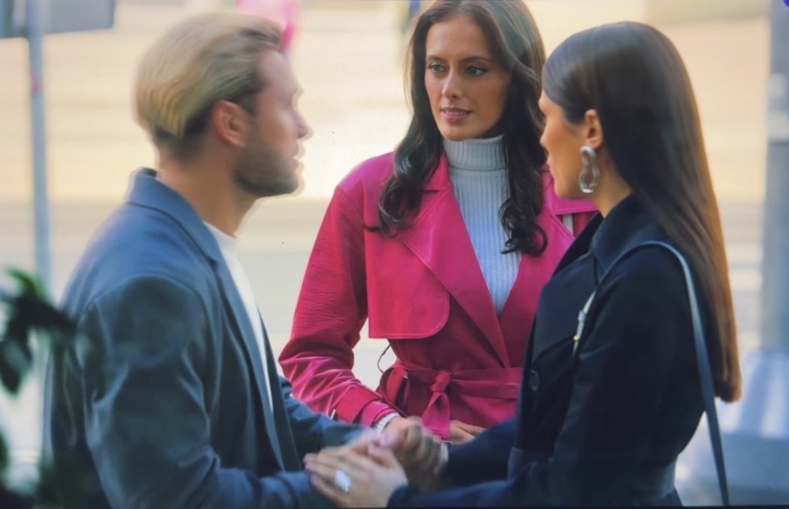 Анастасия Светличная: новое лицо киноиндустрии. «Два холма», «Универ» и другие проекты актрисы 