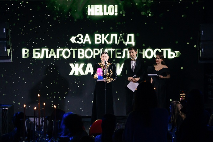 Театр объединяет поколения: Жасмин представила спектакль «Буратино и Золотой ключик» участникам программы «Московское долголетие».