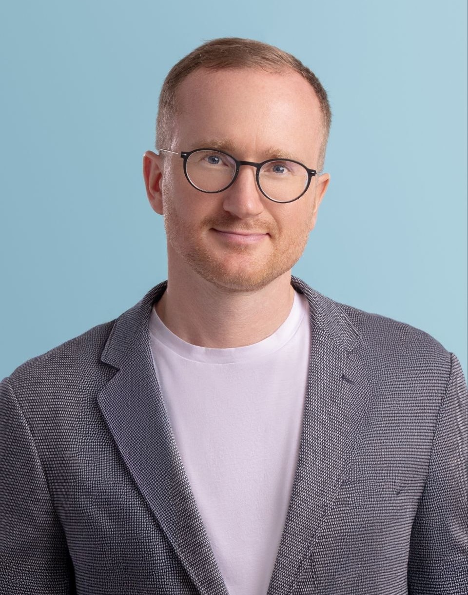 Максим Обушенков: «Если раньше к стоматологу приходили с проблемой, то сейчас, чтобы ее предотвратить»